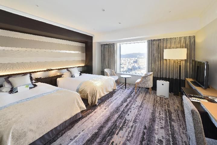 Granvia Twin Room - Non-Smoking, Lounge Access Included