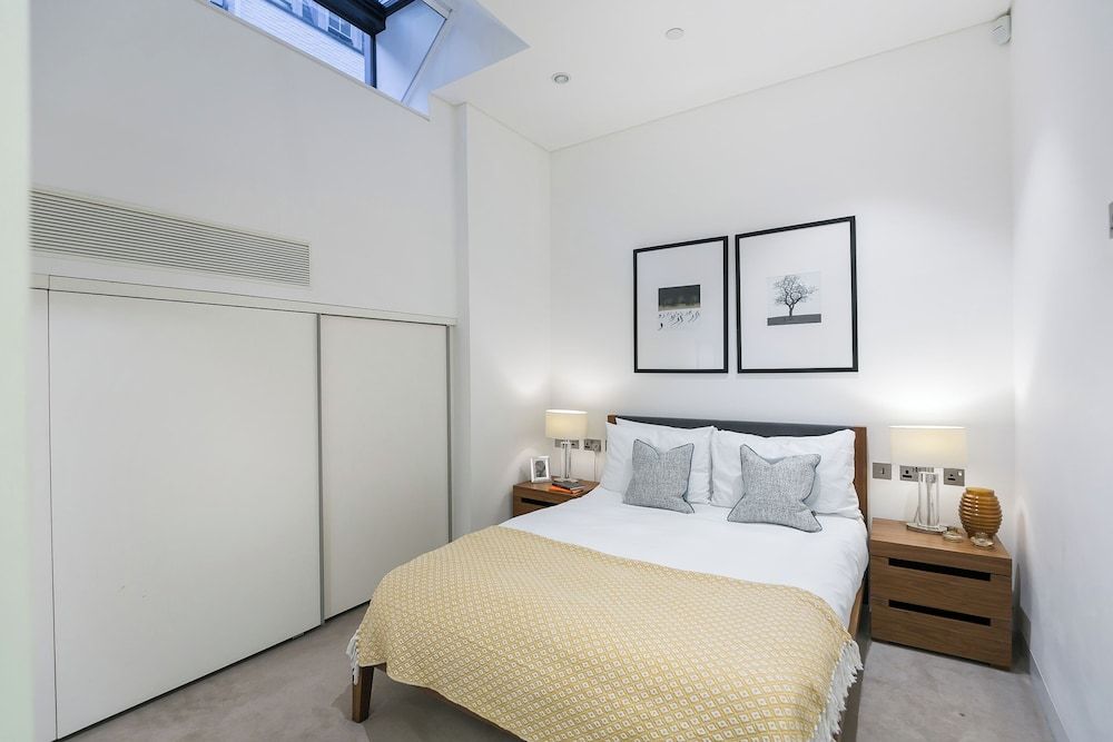 Urban Chic - Chiltern and Baker Deluxe Apartment 9