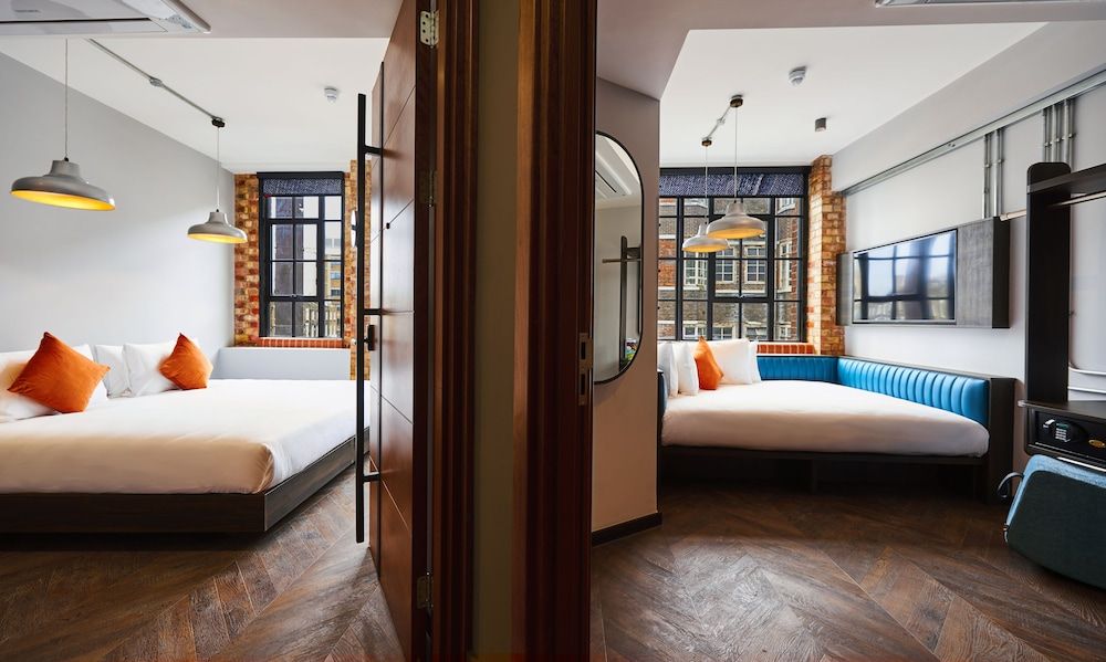 undefined New Road Hotel 7