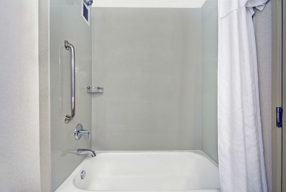 undefined Homewood Suites by Hilton Seattle Downtown 8