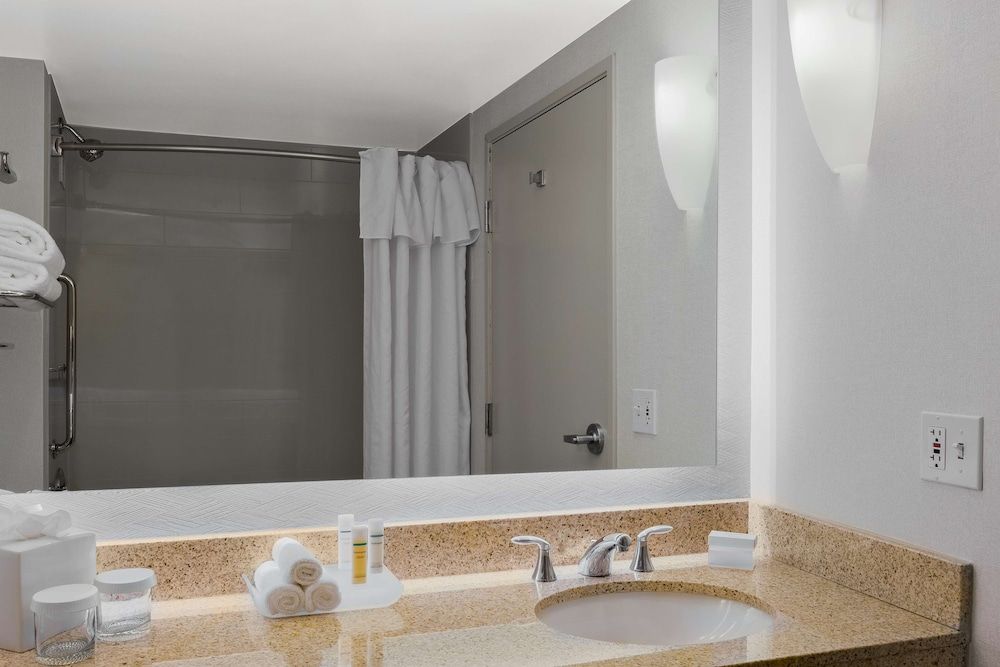 undefined Homewood Suites by Hilton Seattle Downtown 7