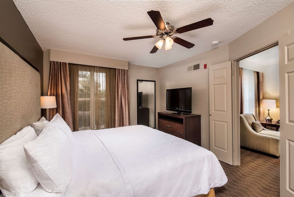 undefined Homewood Suites by Hilton Austin-South/Airport 3