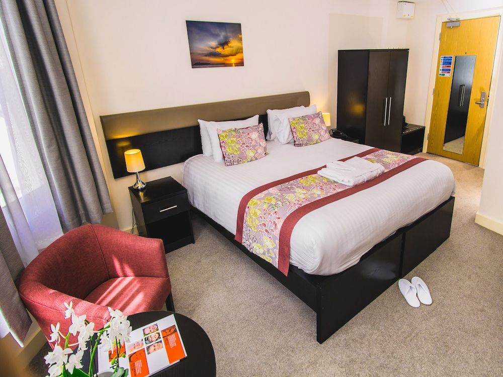 Mannin Hotel Business Double or Twin Room, Accessible, Partial Sea View