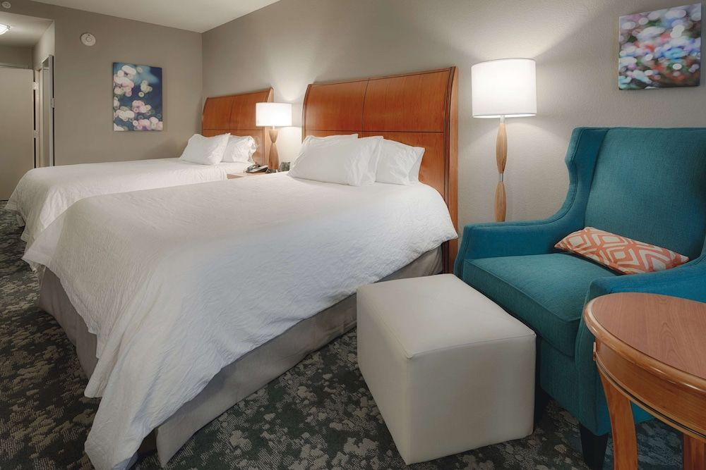 Room, 2 Queen Beds (Drinks & Snacks)