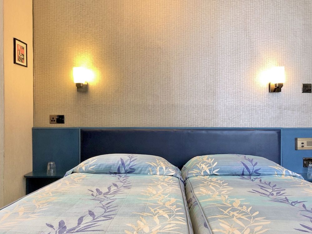 undefined Mitre House Hotel 3