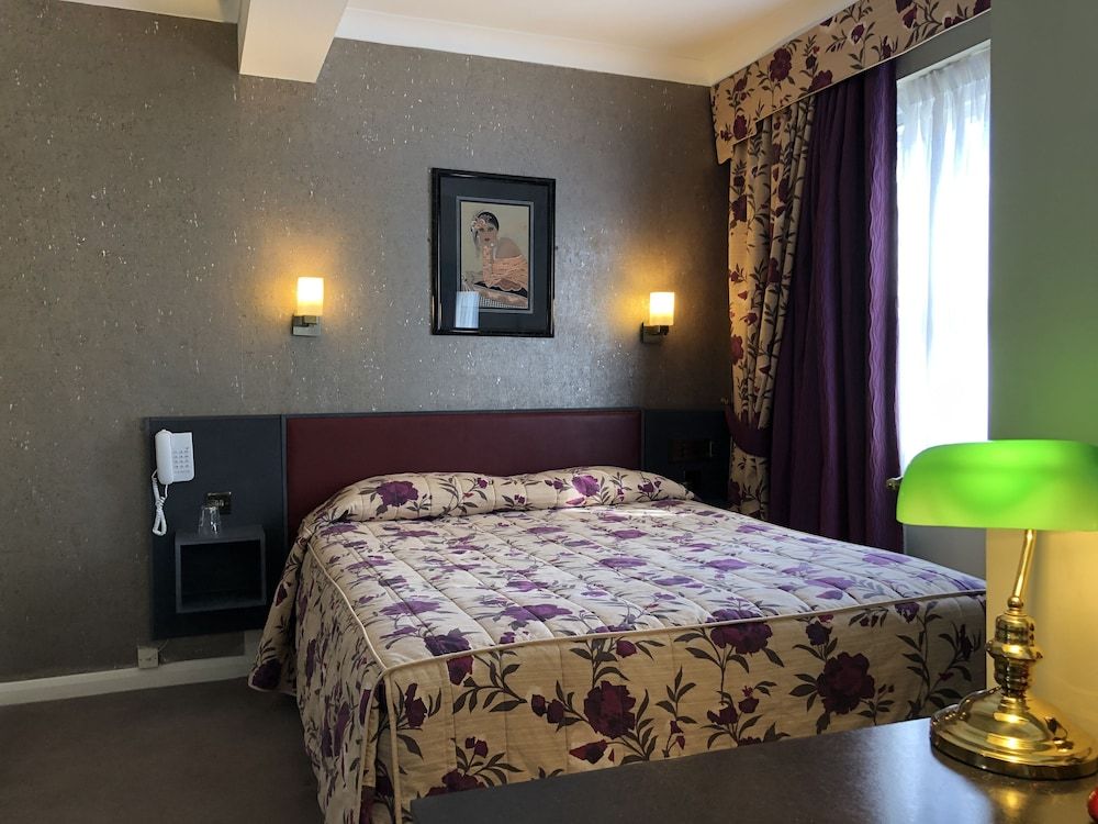 undefined Mitre House Hotel 5