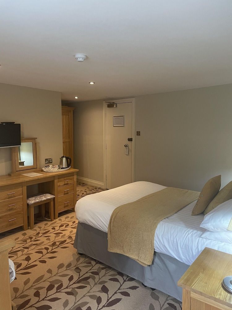 The Sea Trout Inn Suite, Ensuite 3