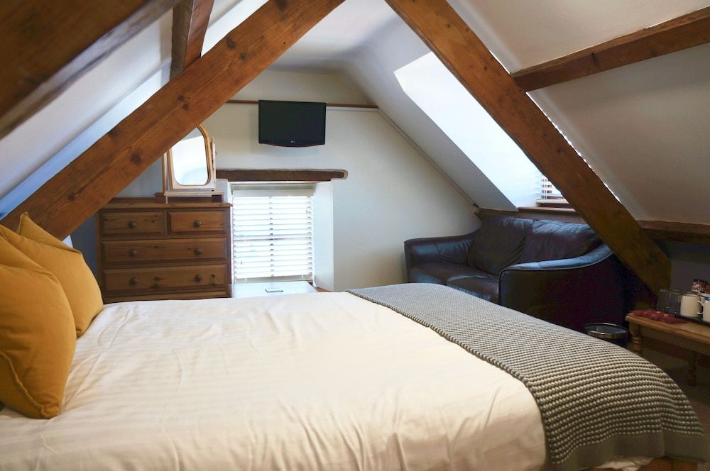 undefined Castle Inn 2