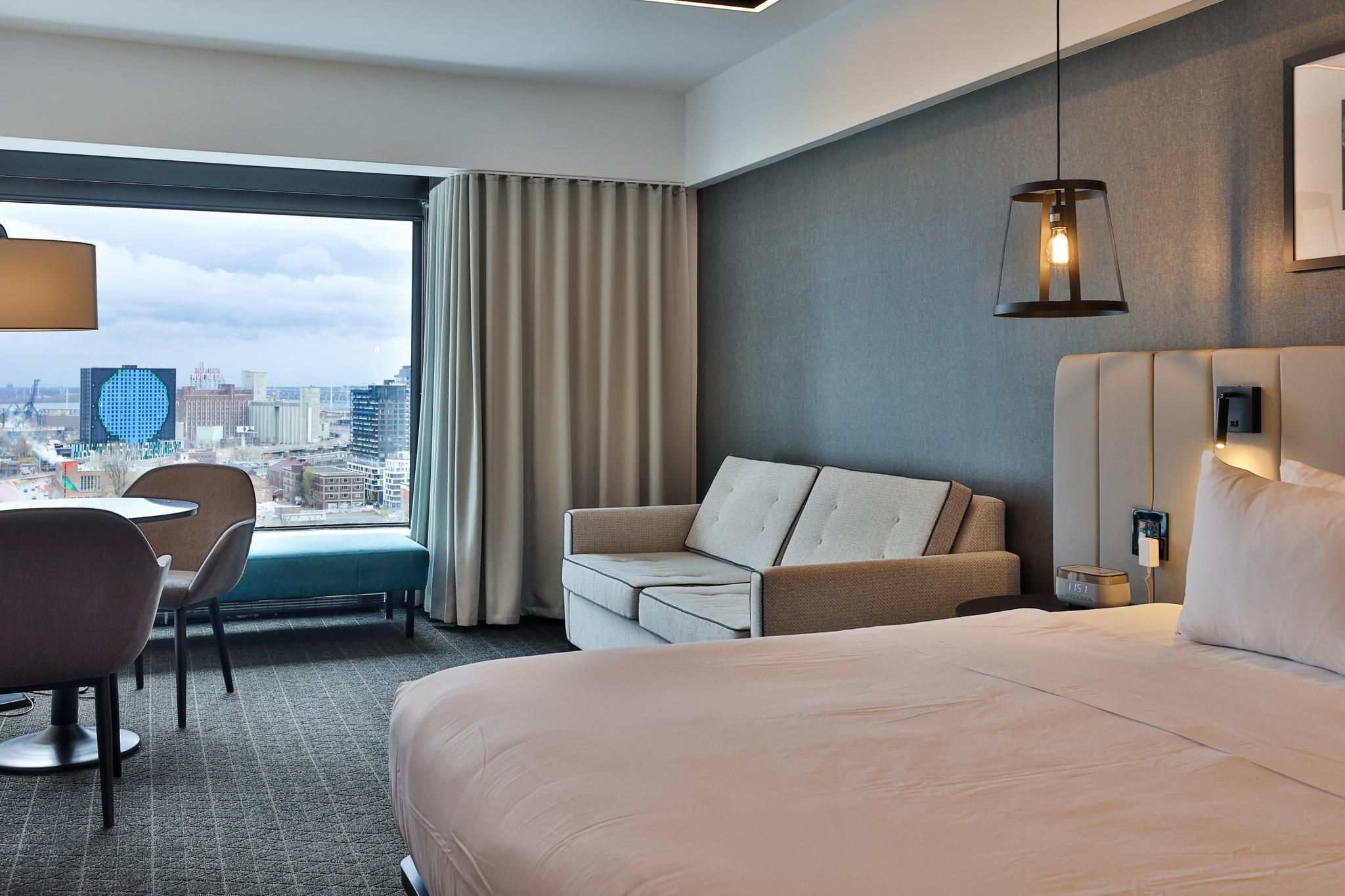 undefined Hotel Bonaventure Montreal 4