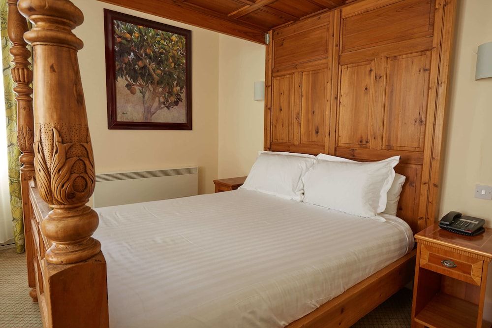 The Lismoyne Hotel Suite 4