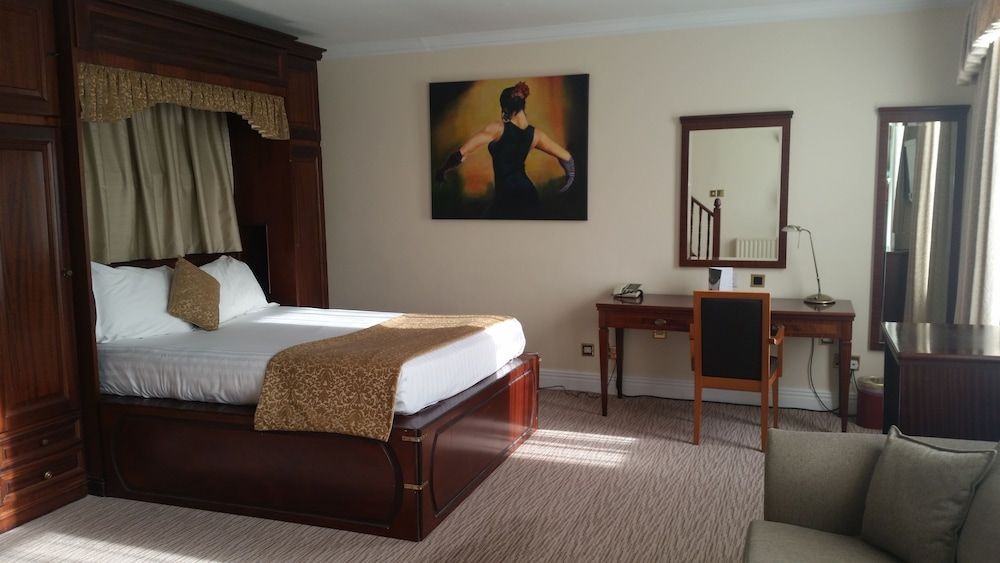 The Lismoyne Hotel Suite 3