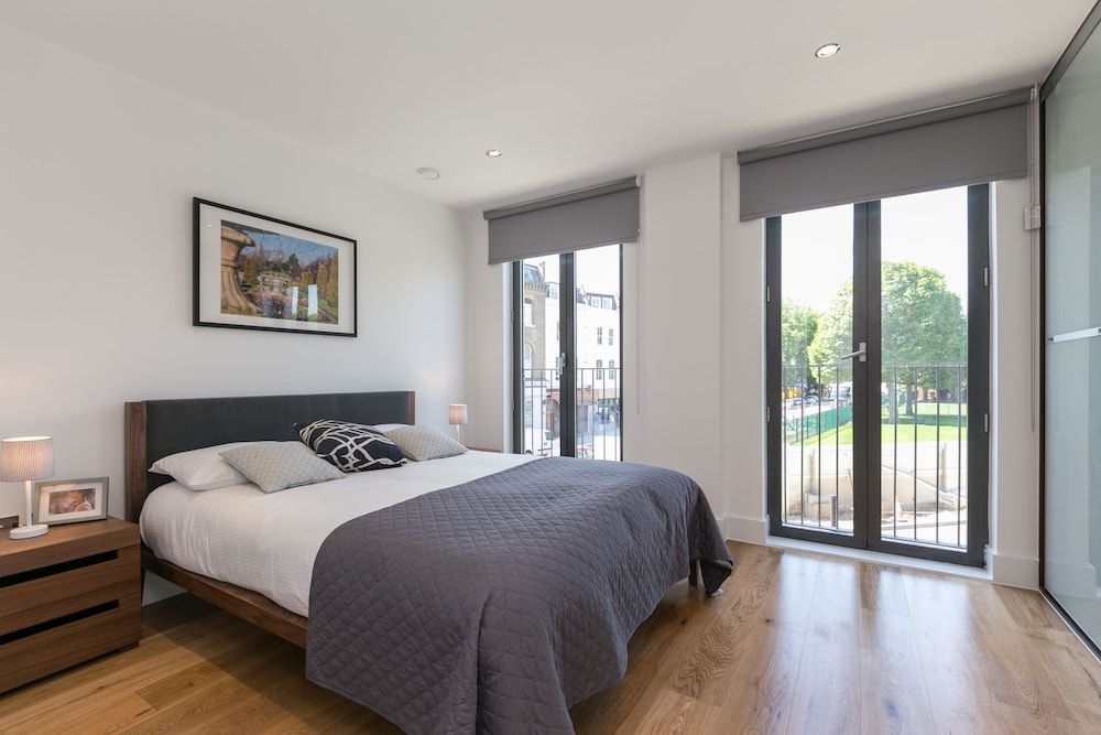 undefined Urban Chic - Portobello 2