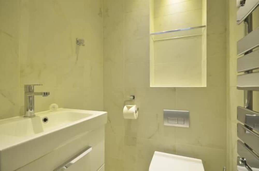 undefined Covent Garden Apartments 10