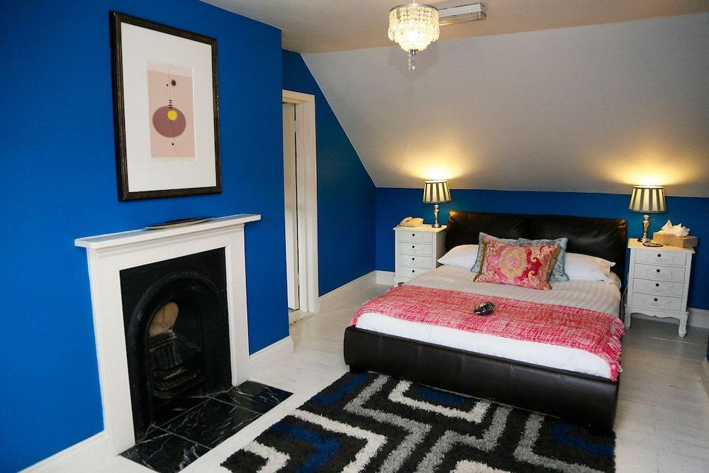 Family Room, Multiple Beds