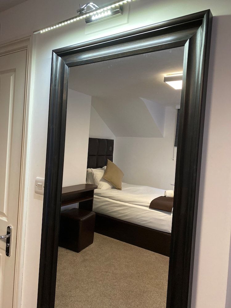 The Charles Hotel Single Room, 1 Twin Bed, Non Smoking 5