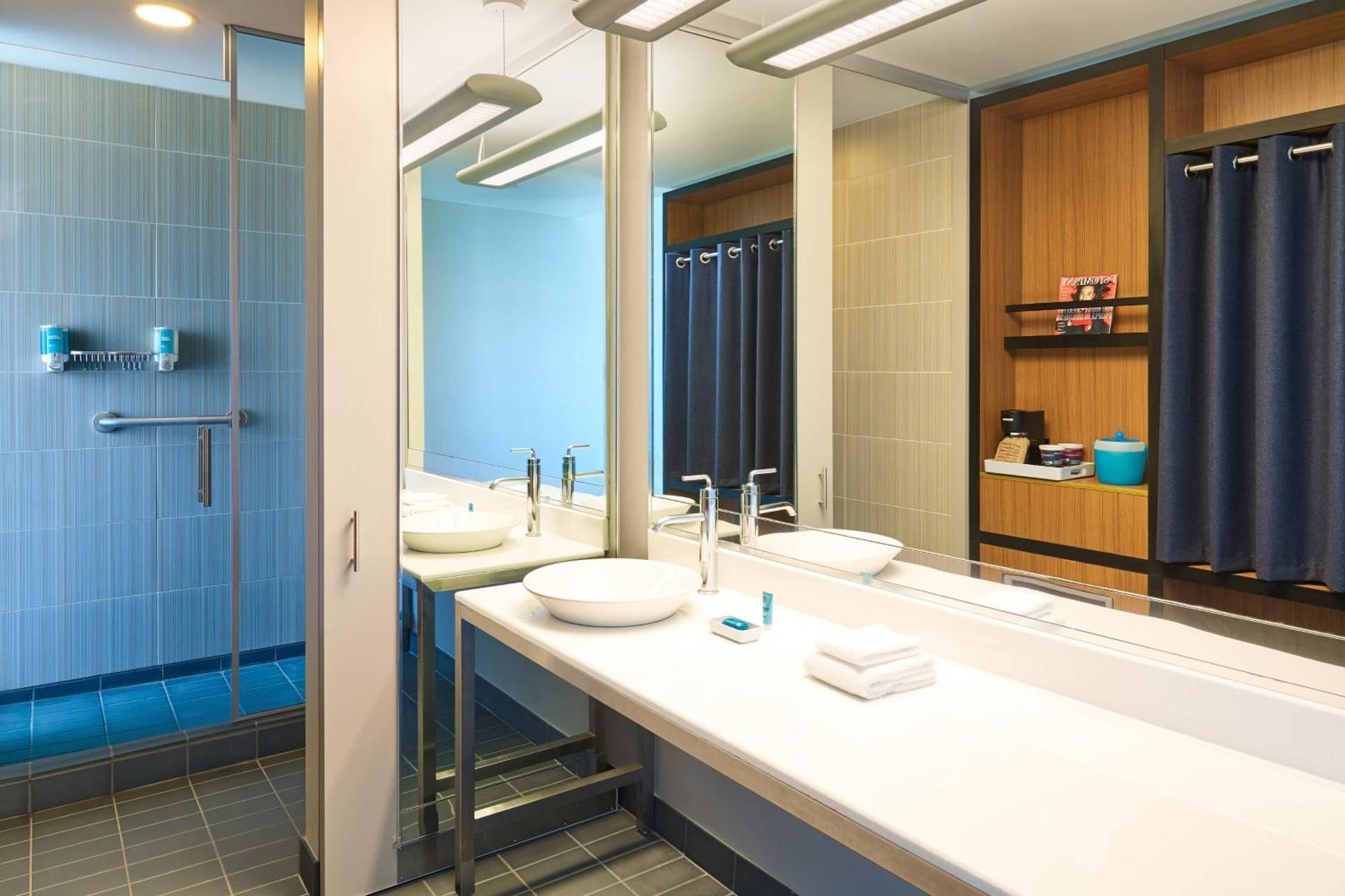 King Room - Hearing Accessible