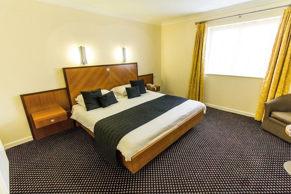 Padbrook Park Double Room 2