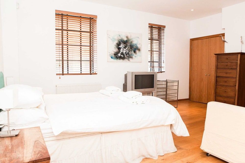 undefined 4 Bedroom Flat near London Eye 9