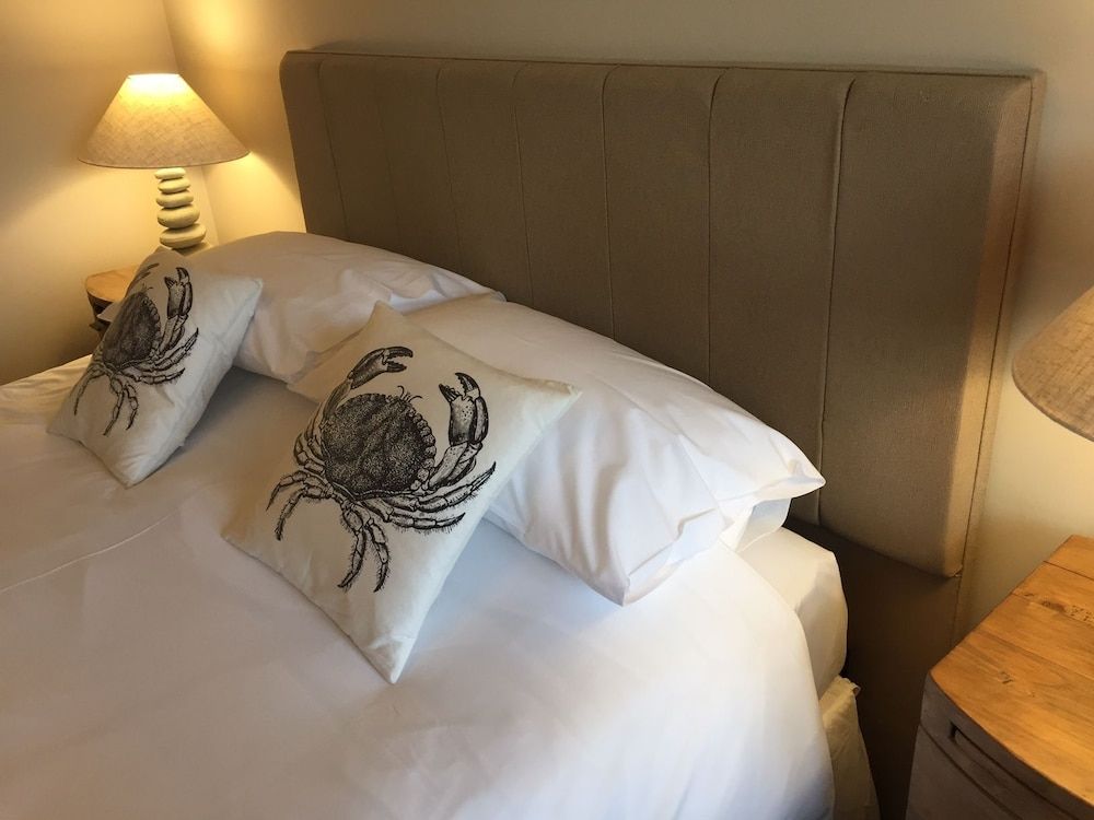 The Waterfront Inn Double Room, 1 King Bed 3