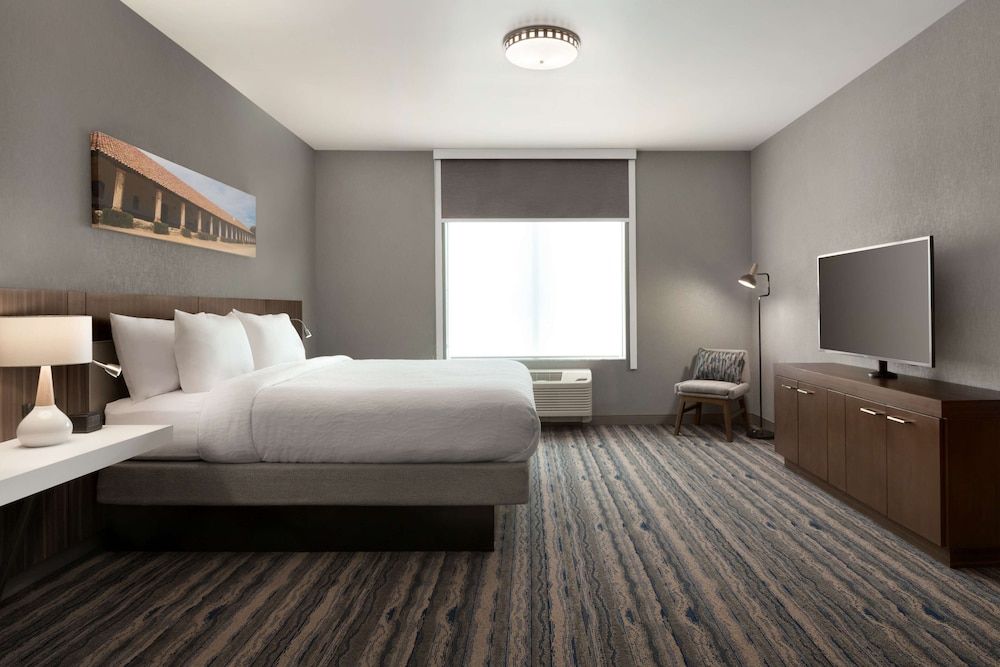 Room, 1 King Bed, Accessible, Non Smoking (Rollin Shower)
