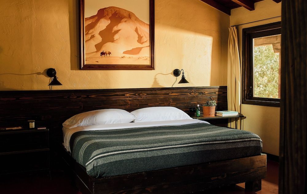 Pioneertown Motel Room, 1 King Bed, Mountain View