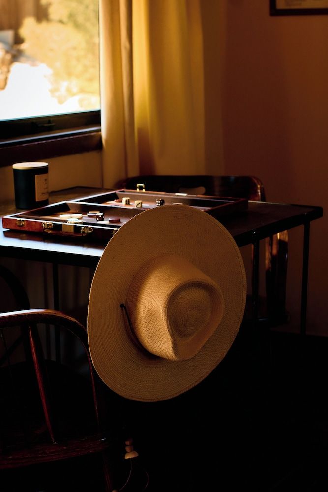 Pioneertown Motel Room, 2 Twin Beds, Mountain View 7