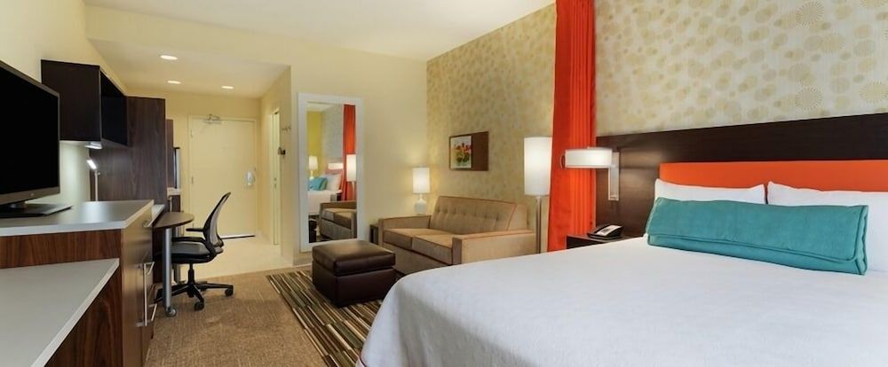 Studio Suite, 1 King Bed, Non Smoking