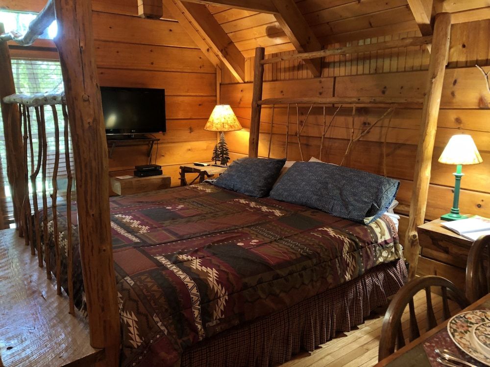 Forget Me Not Romantic Cabin
