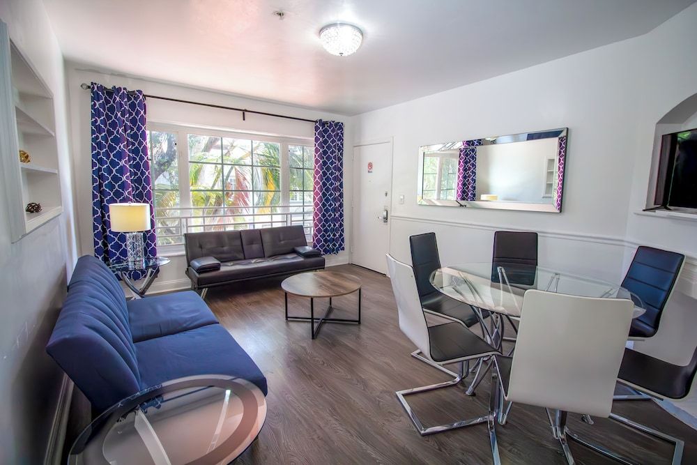 Courtyard Apartments Part of the Oasis Casita Collection Economy Apartment, 2 Bedrooms 4