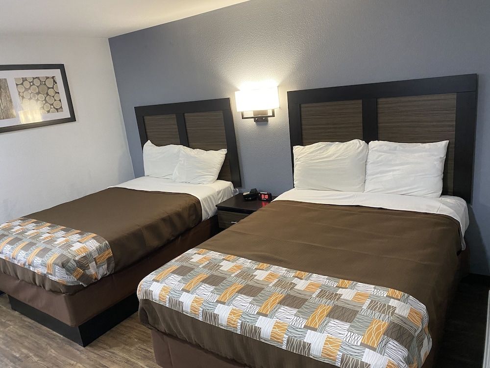 Hillside Motel Business Room, 1 King Bed 2