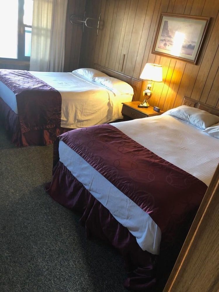 Hotel Blue Top Inn Basic Double Room, 2 Double Beds 2