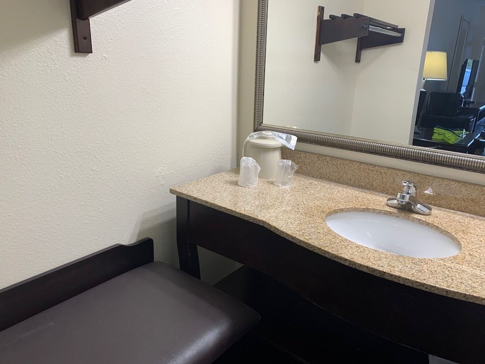 Blackwater Inn Room, 2 Queen Beds, Smoking 15