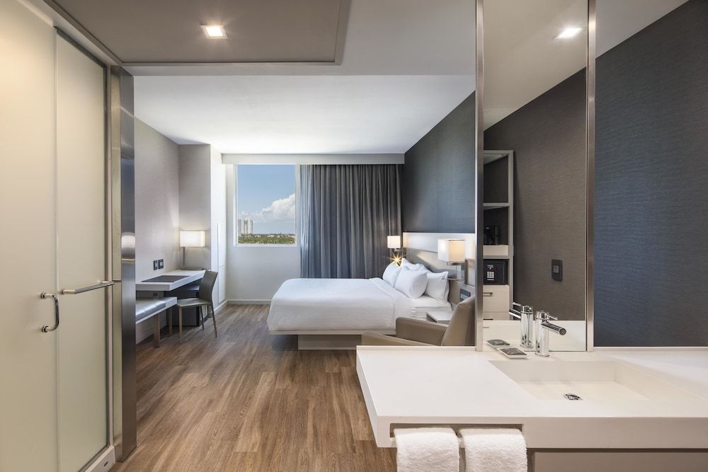 AC Hotel by Marriott Miami Aventura Studio, 1 King Bed, Non Smoking