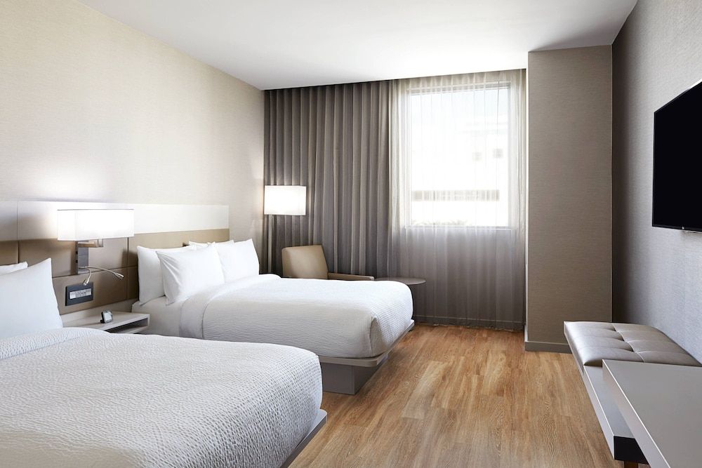 undefined AC Hotel by Marriott Miami Aventura 3