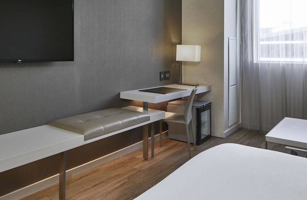 undefined AC Hotel by Marriott Miami Aventura 5