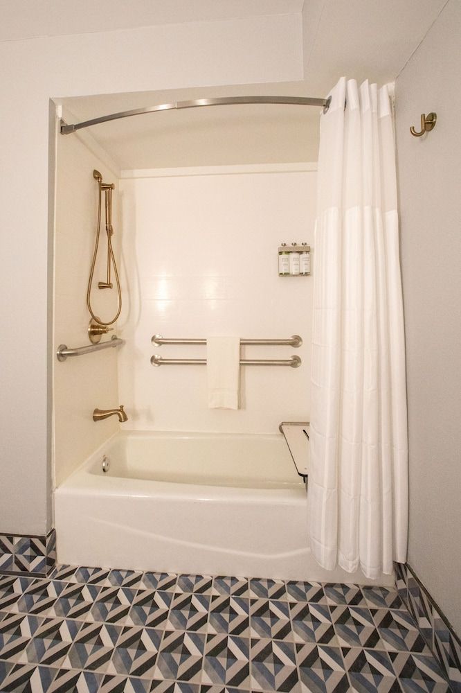 Room, 1 Queen Bed, Accessible, Non Smoking