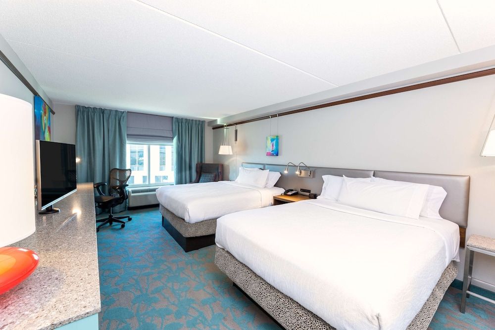Room, 2 Queen Beds, Accessible, Non Smoking (Hearing Impaired)
