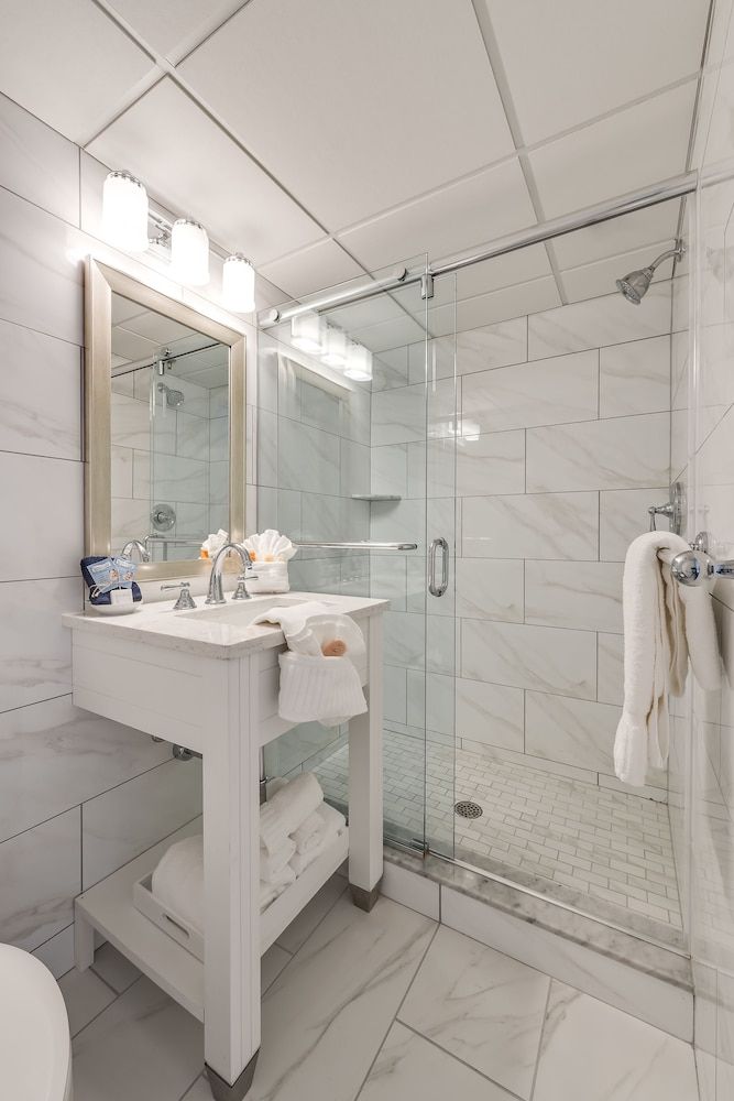 ICONA Cape May Premium 2 Queen Studio Plus 7