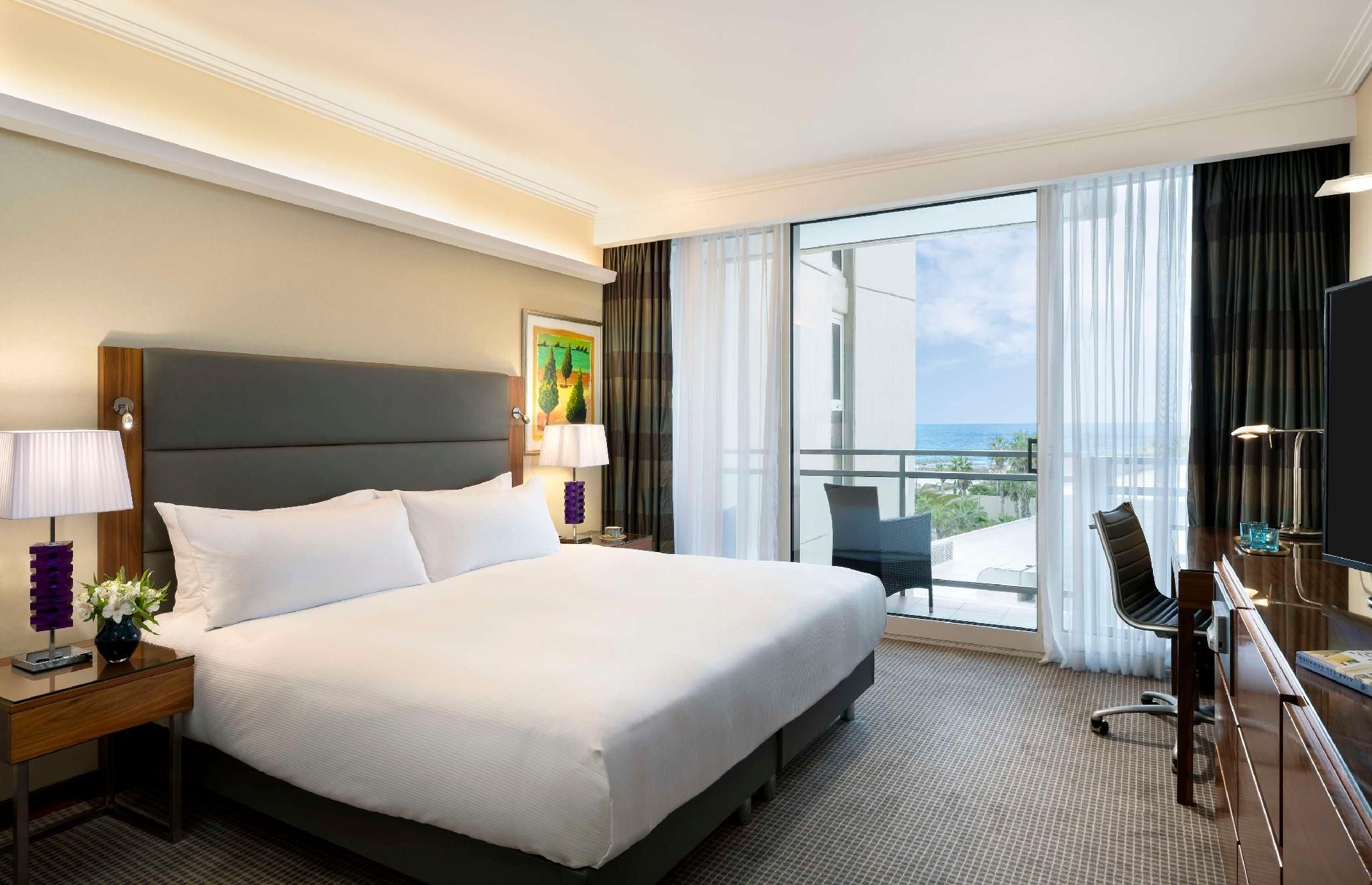 King Deluxe Room with Sea View