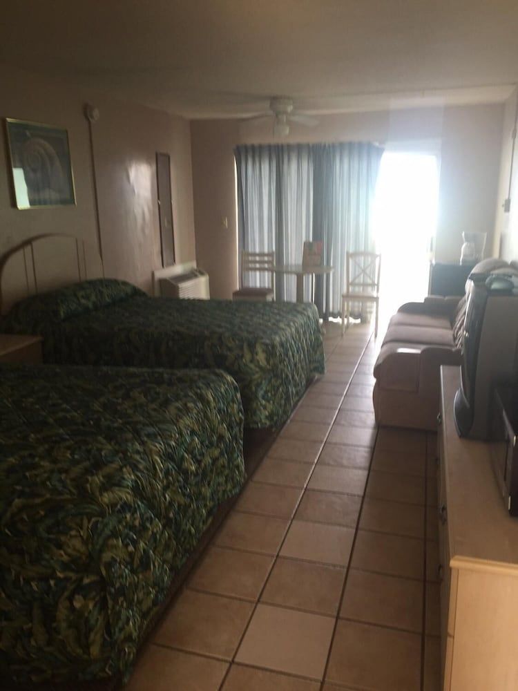 The Seascape Inn Garden View Standard 3