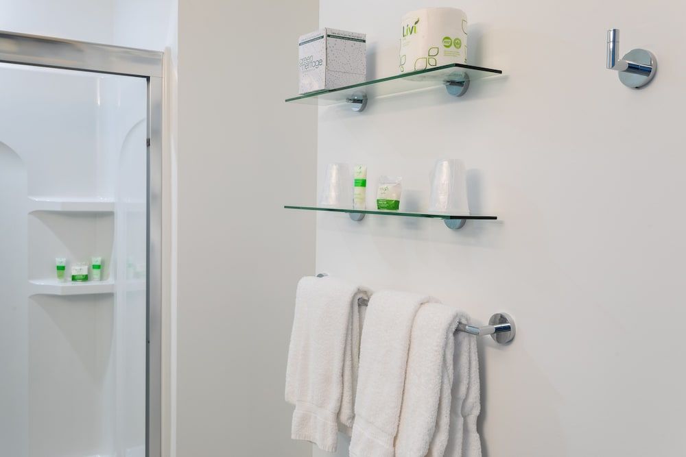 President Hotel Villa Deluxe Balcony Room 1 King Bed 7