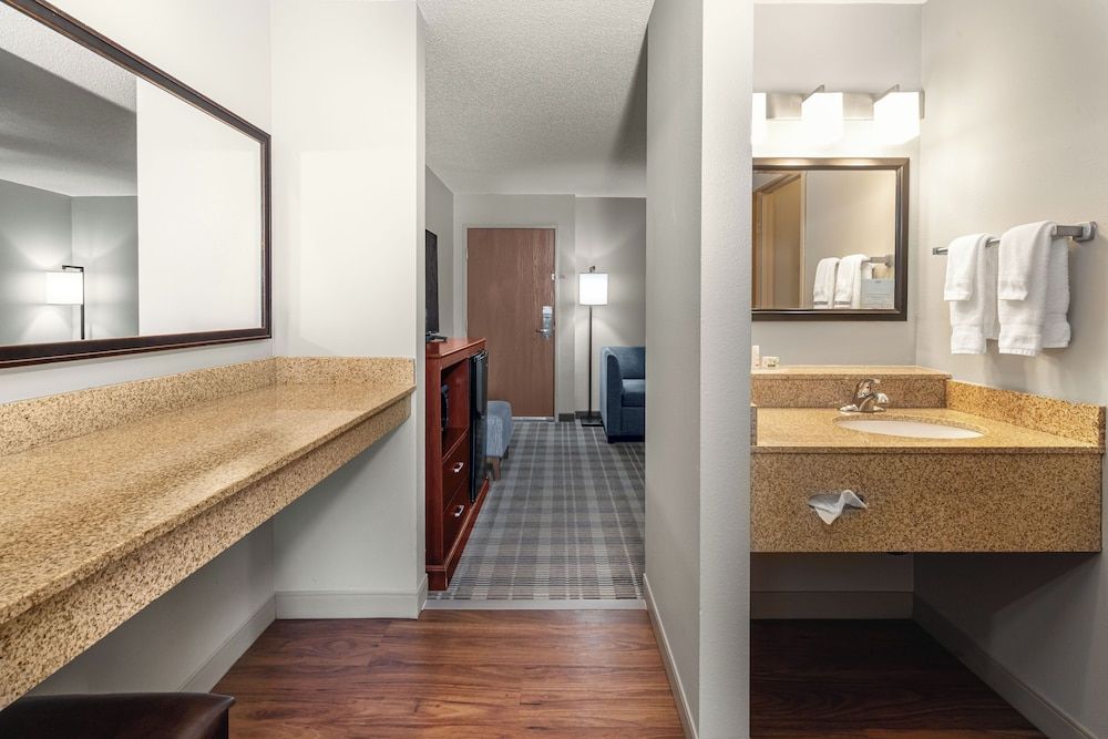 Suite, 2 Double Beds, Non Smoking