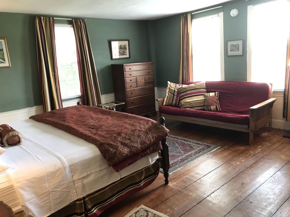 Colonel Williams Inn Room 4 2