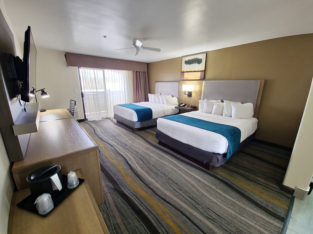 Los Viajeros Inn Standard Double Room, 2 Queen Beds 5