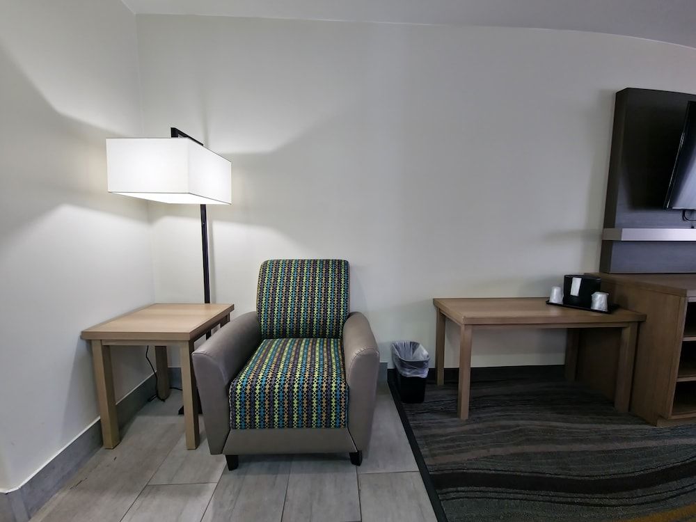 Los Viajeros Inn Standard Double Room, 2 Queen Beds 18