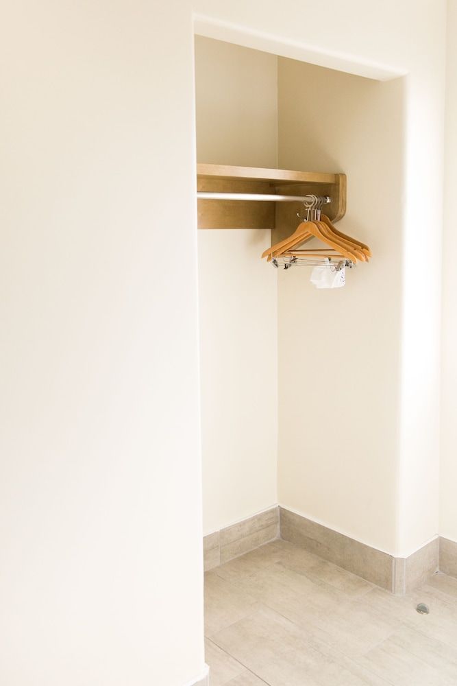 Los Viajeros Inn Standard Room, 1 King Bed 14