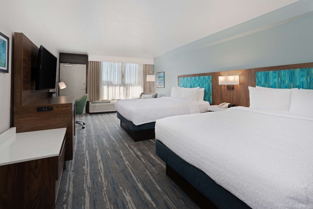 Room, 2 Queen Beds, Accessible, Ocean View (BathTub, 6th Floor)