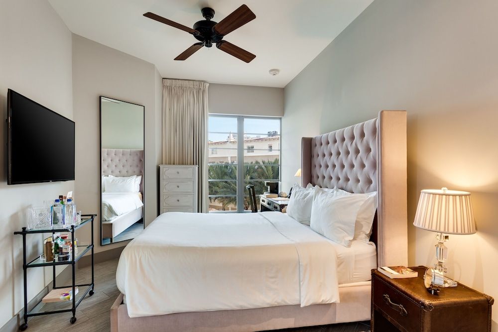 The Plymouth South Beach Classic Room, 1 Queen Bed 2