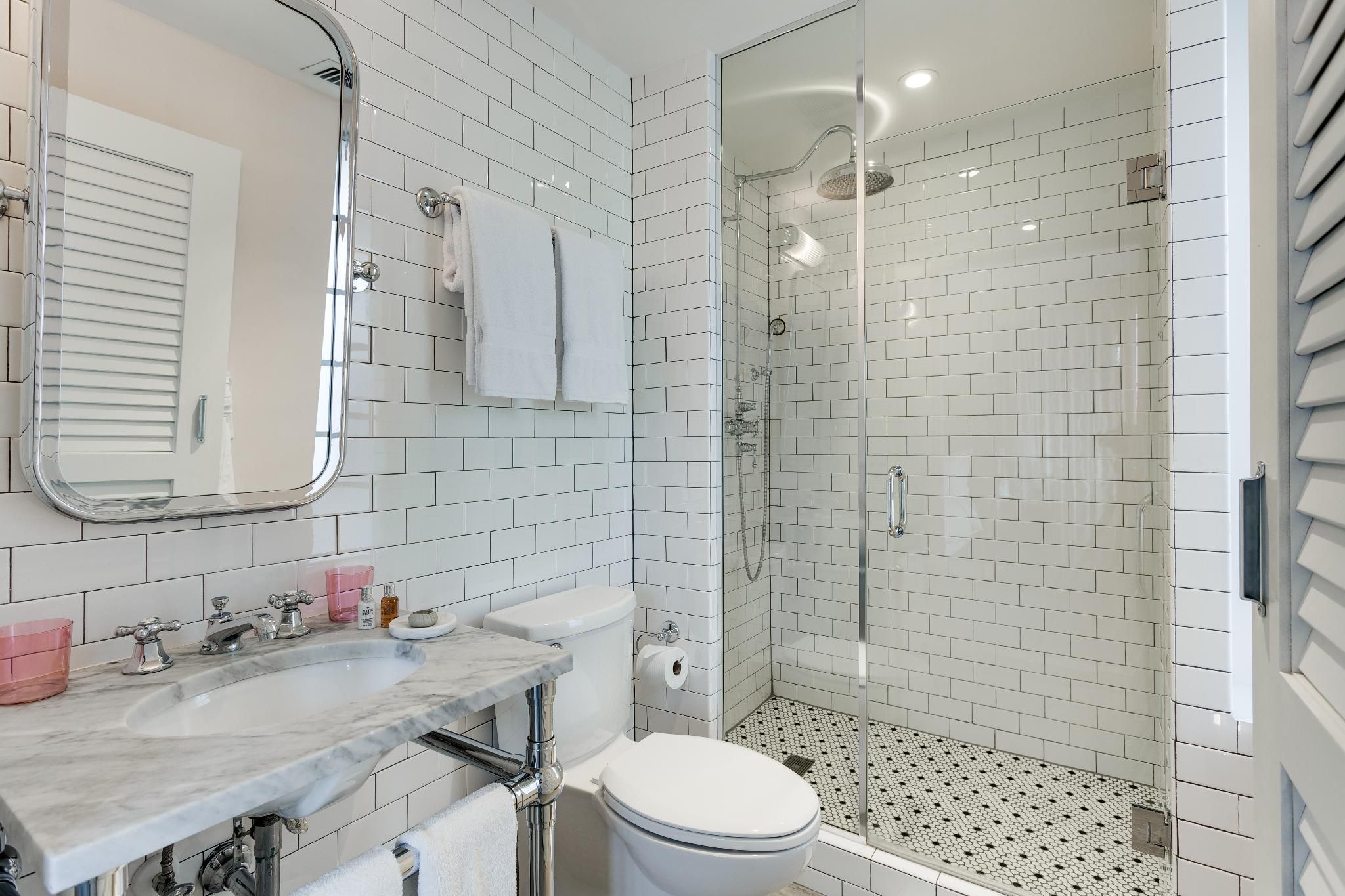 undefined The Plymouth South Beach 9