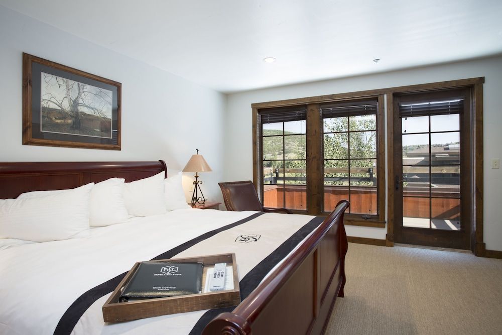 Condo, 2 Bedrooms (Condominium)
